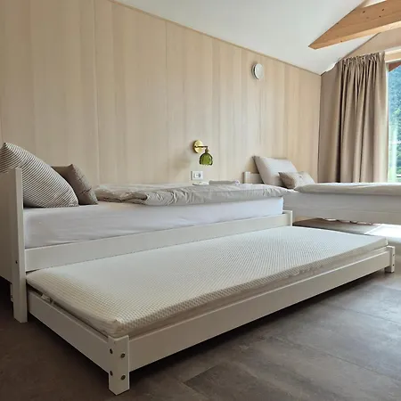 Apartament Povodna
